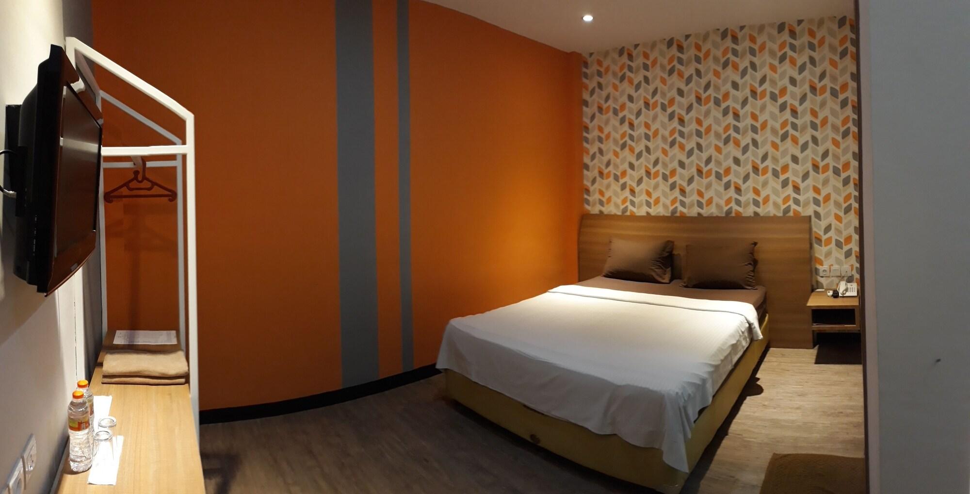 Kama Hotel Medan Eksteriør bilde