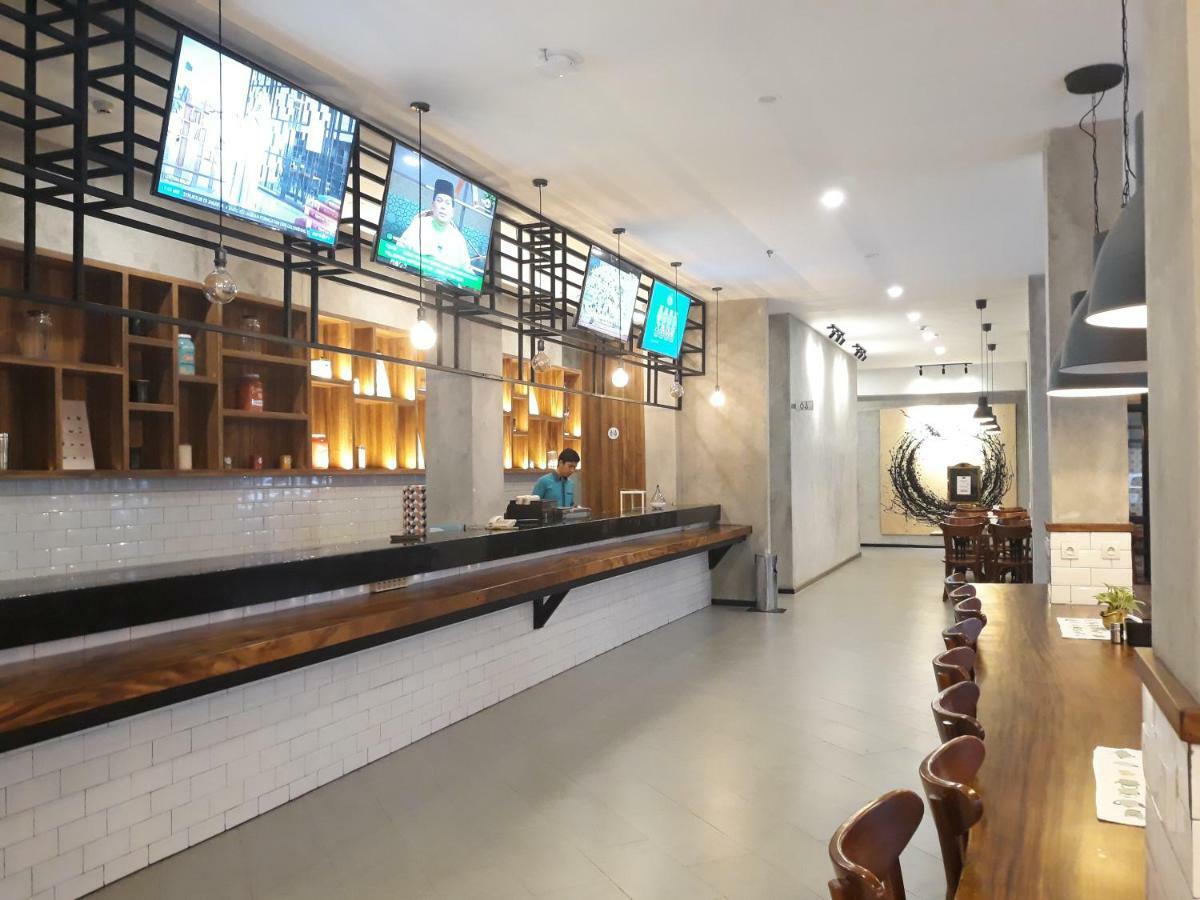 Kama Hotel Medan Eksteriør bilde