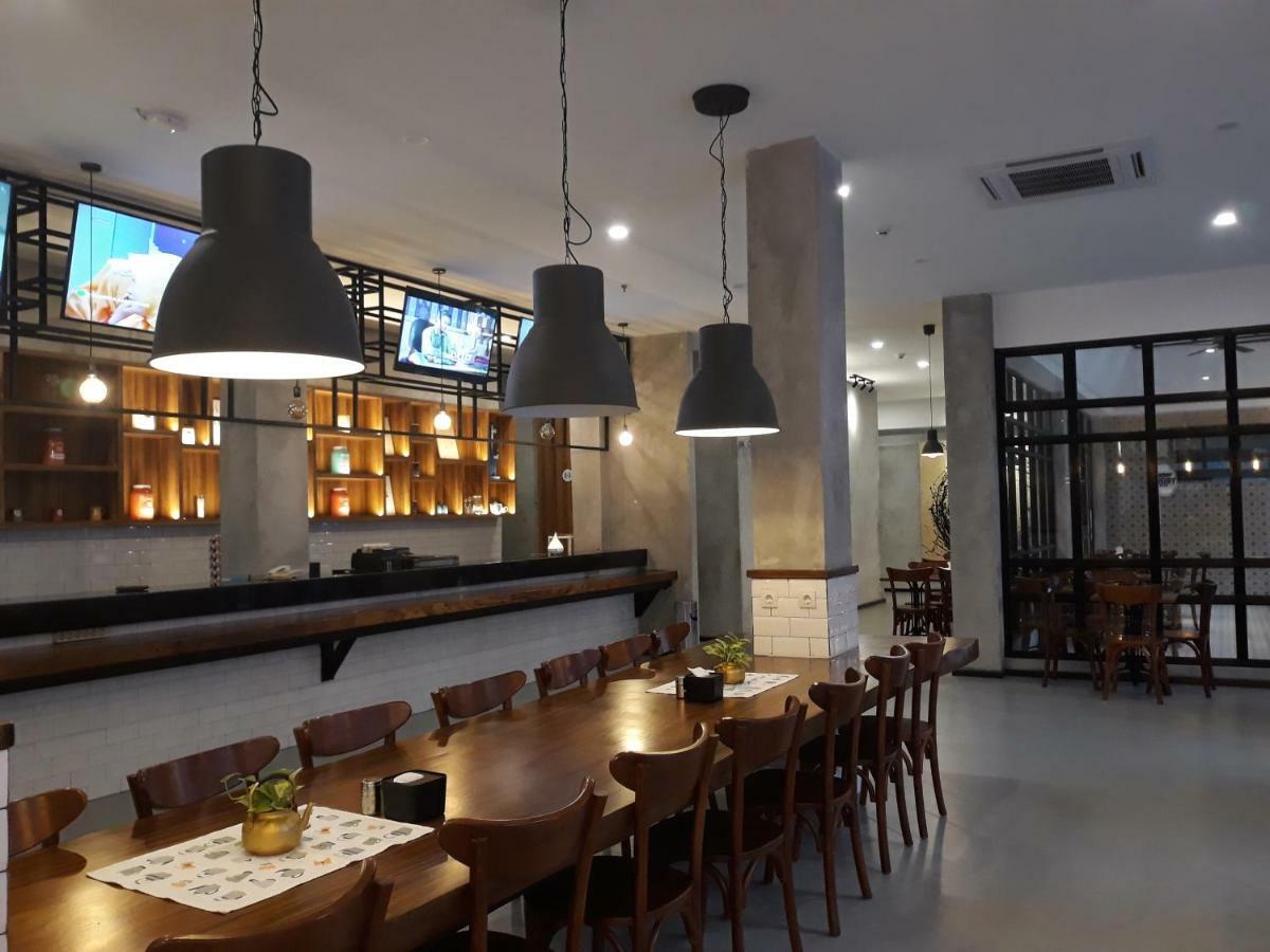 Kama Hotel Medan Eksteriør bilde