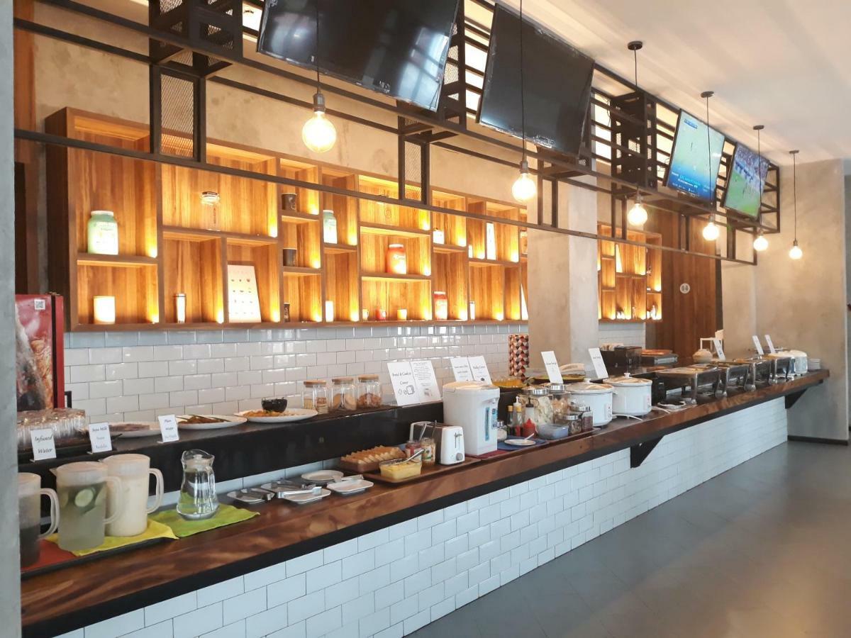 Kama Hotel Medan Eksteriør bilde