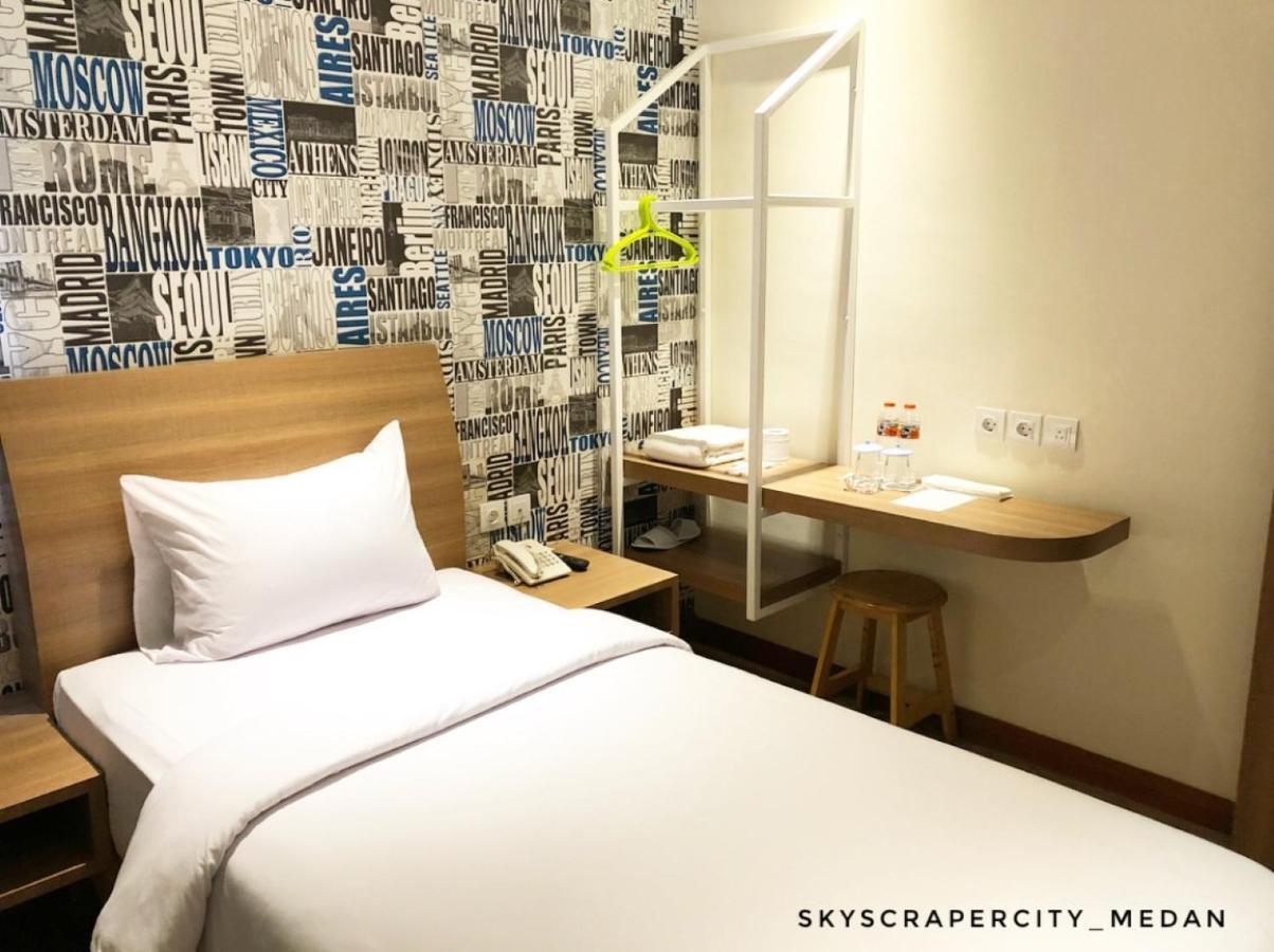 Kama Hotel Medan Eksteriør bilde