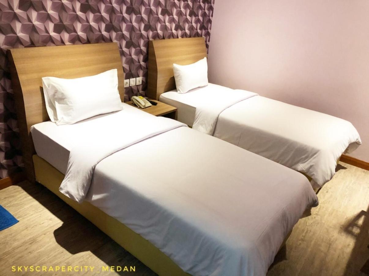 Kama Hotel Medan Eksteriør bilde